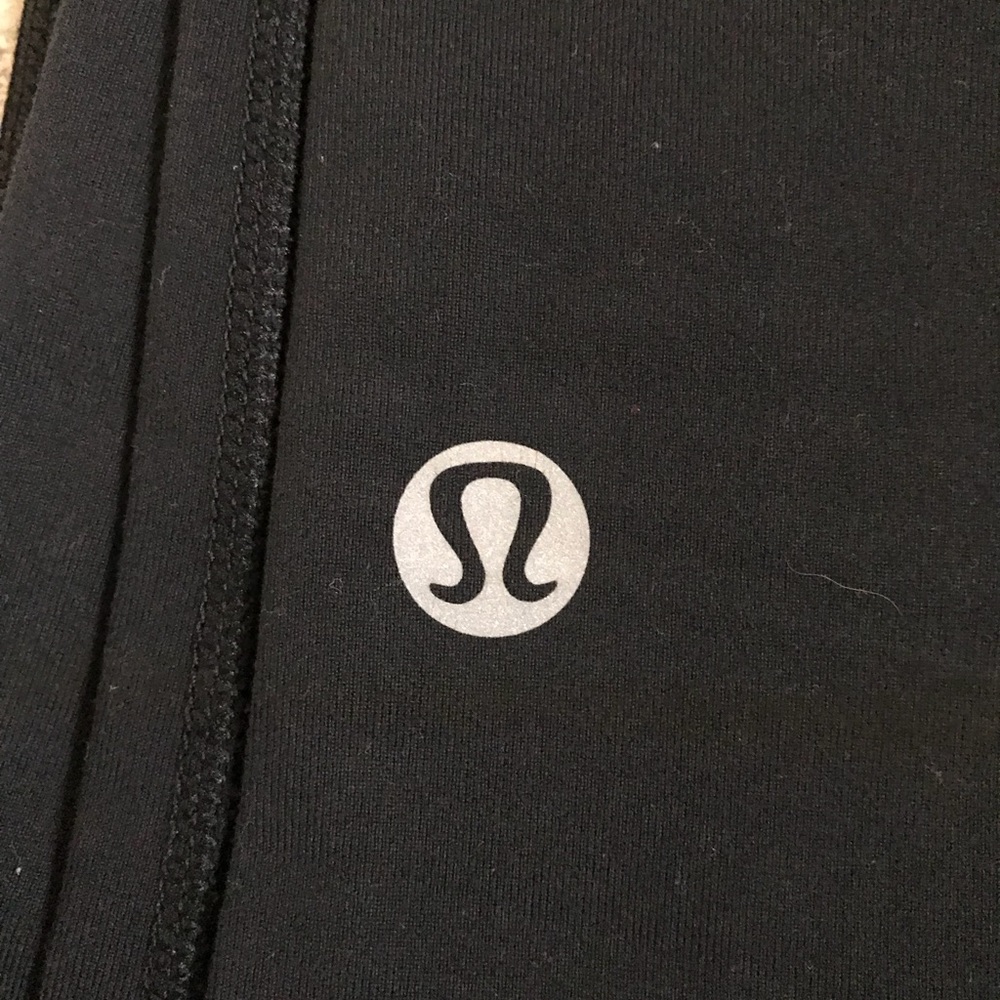 Lululemon pants - Picture 2 of 4